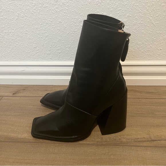 Alias Mae Eden Bootie in Black Leather Square Toe Size 6 (36) - Picture 2 of 8